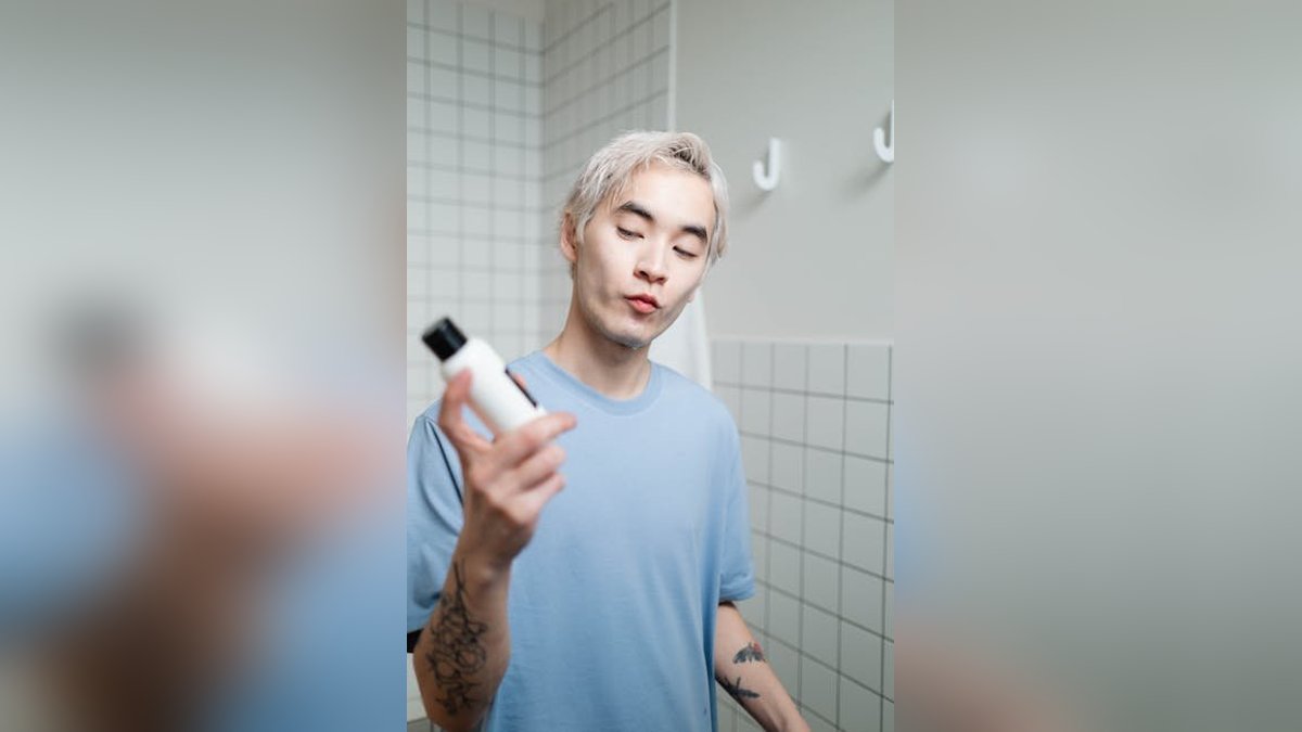 Men's Skincare Basics: A Simple Routine